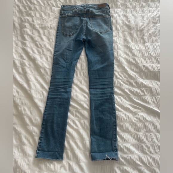 Abercrombie High Rise Skinny Jeans - size 25 - Picture 3 of 3